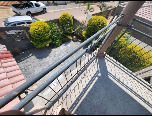 4 BEDROOM HOUSE FOR SALE IN TLHABANE WEST